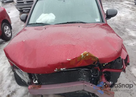 2016 Jeep Compass Sport из США, поврежденный, VIN 1C4NJCBA9GD525538